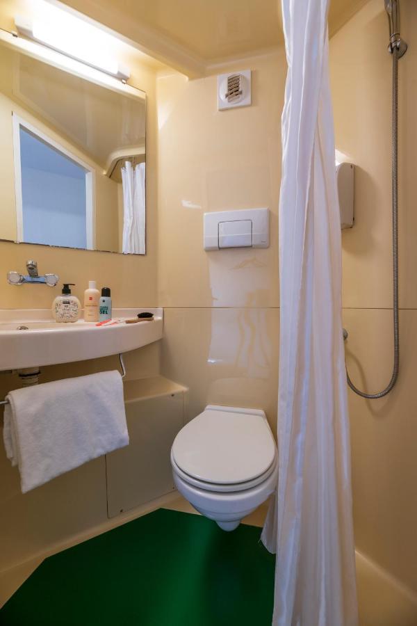 Hotel Cerise Auxerre Moneteau Bagian luar foto