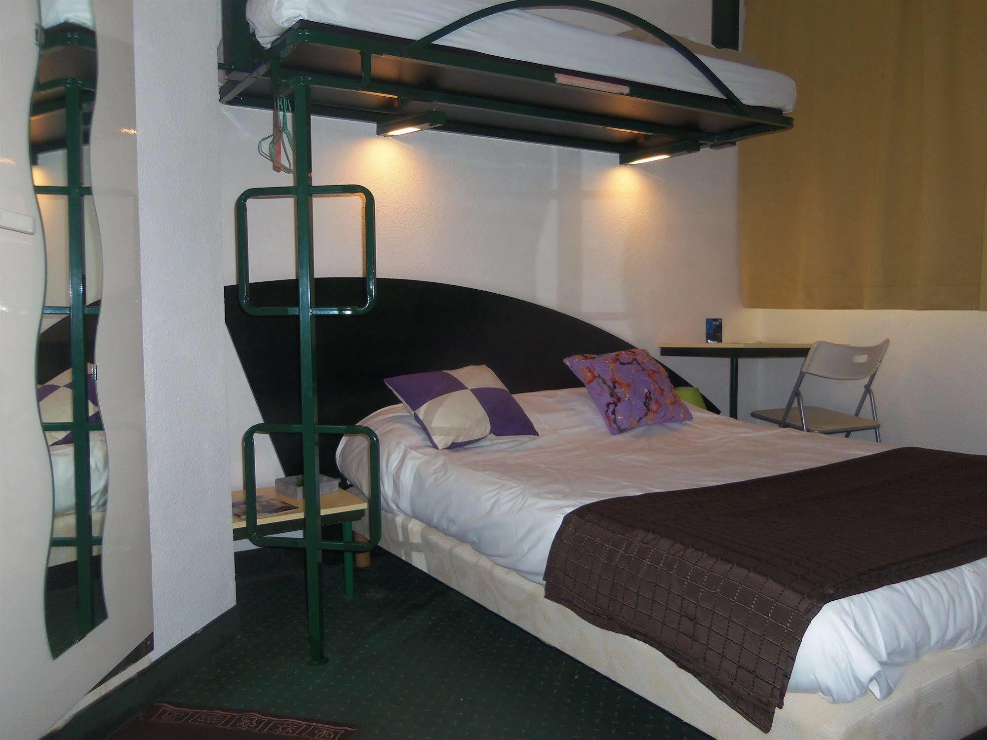 Hotel Cerise Auxerre Moneteau Bagian luar foto