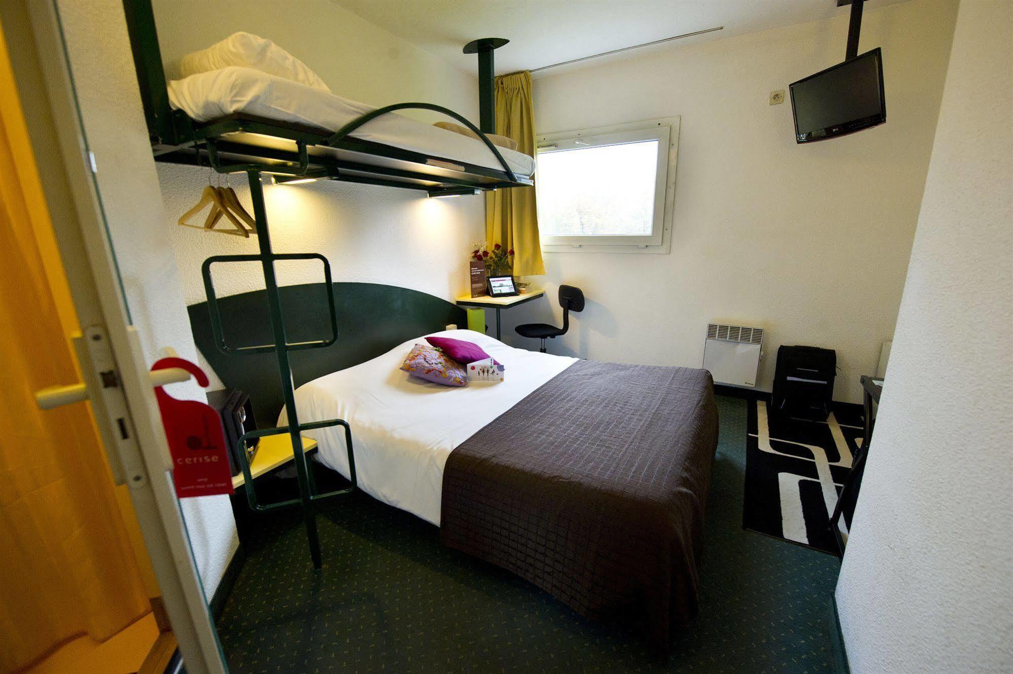 Hotel Cerise Auxerre Moneteau Bagian luar foto